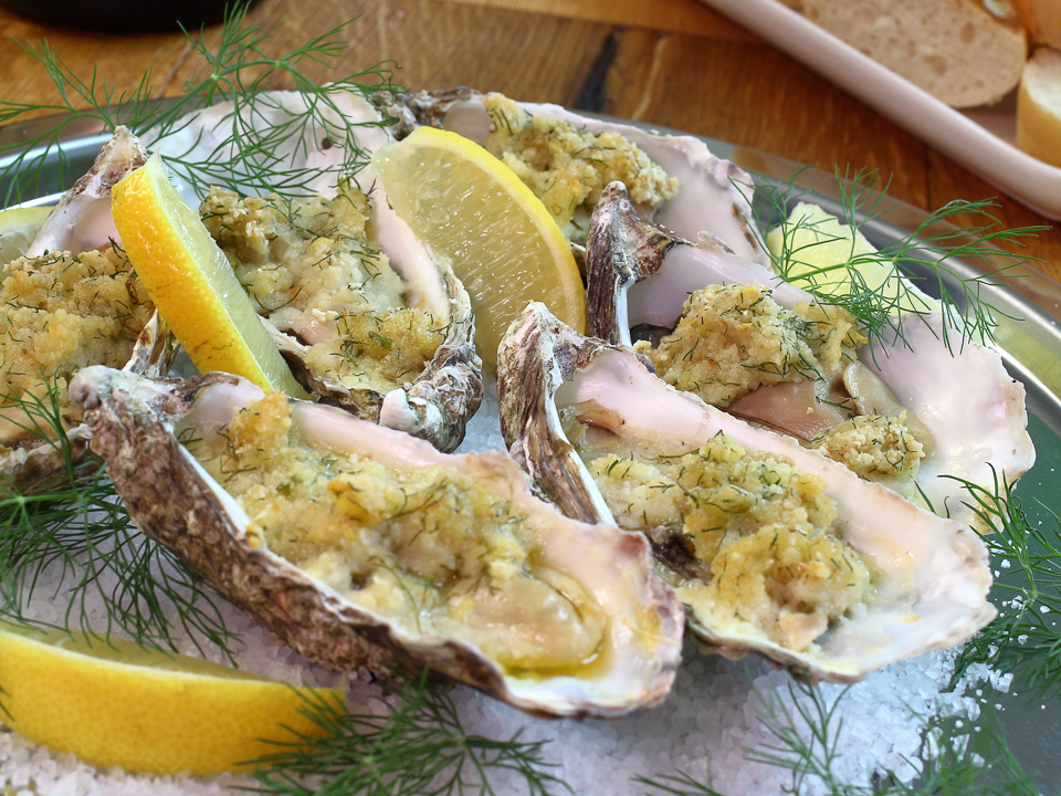 Gratinierte Austern mit Knoblauch – Hier leben