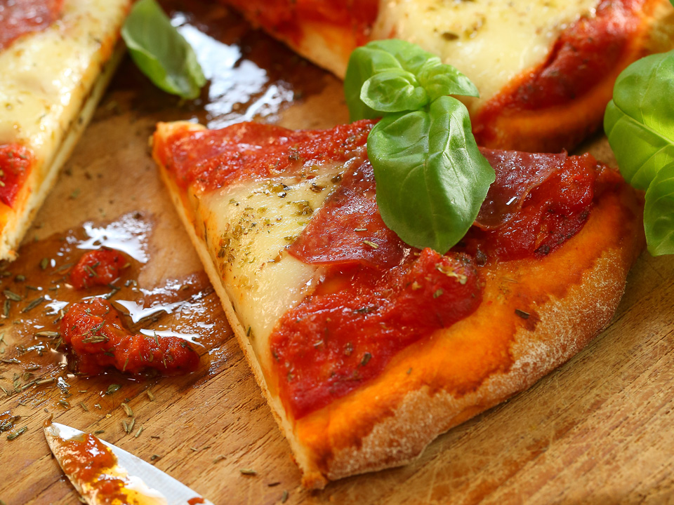 Italienische Salamipizza – Hier leben